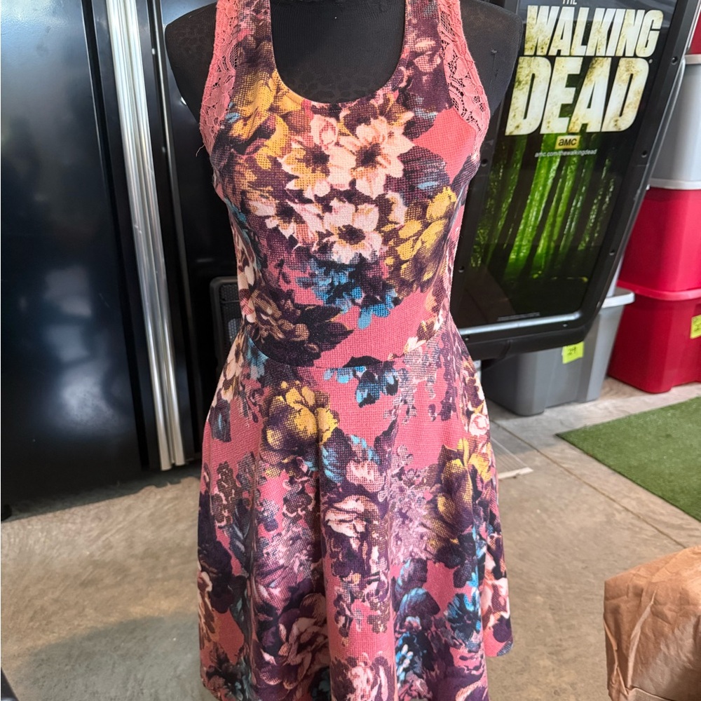 Envogue Pink Floral Mini Dress p51 - Picture 4 of 6